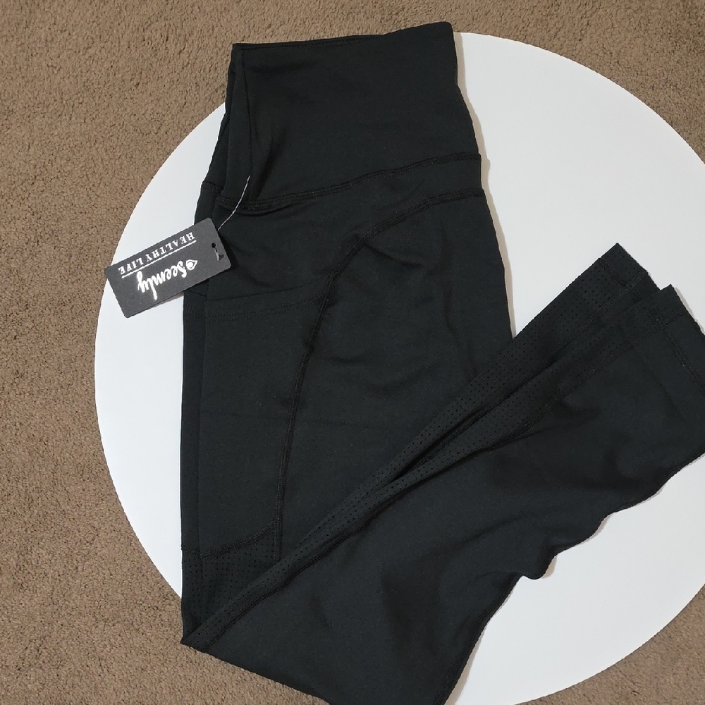 High-Waist Black Leggings